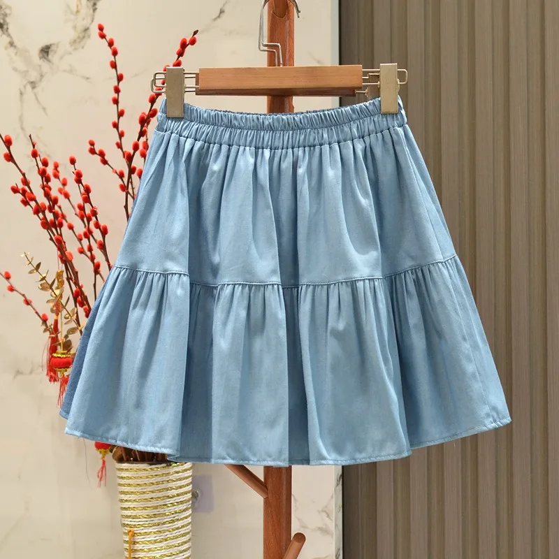 Temperament Skirt Women's 2026 Ice Silk Thin Small Versatile A-word Denim Short Skirt with A Half-pendant Feeling
Temperament Skirt Women's 2026 Ice Silk Thin Small Versatile A-word Denim Short Skirt with A Half-pendant Feeling