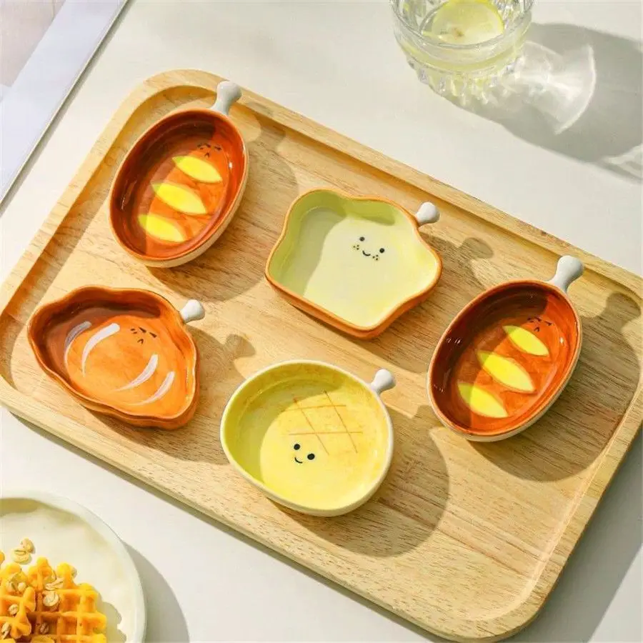 Adorable Bread Design Under-Glaze Ceramic Dipping Bowl, Multi-Use Soy Sauce Plate for Sushi & Fries
Adorable Bread Design Under-Glaze Ceramic Dipping Bowl, Multi-Use Soy Sauce Plate for Sushi & Fries