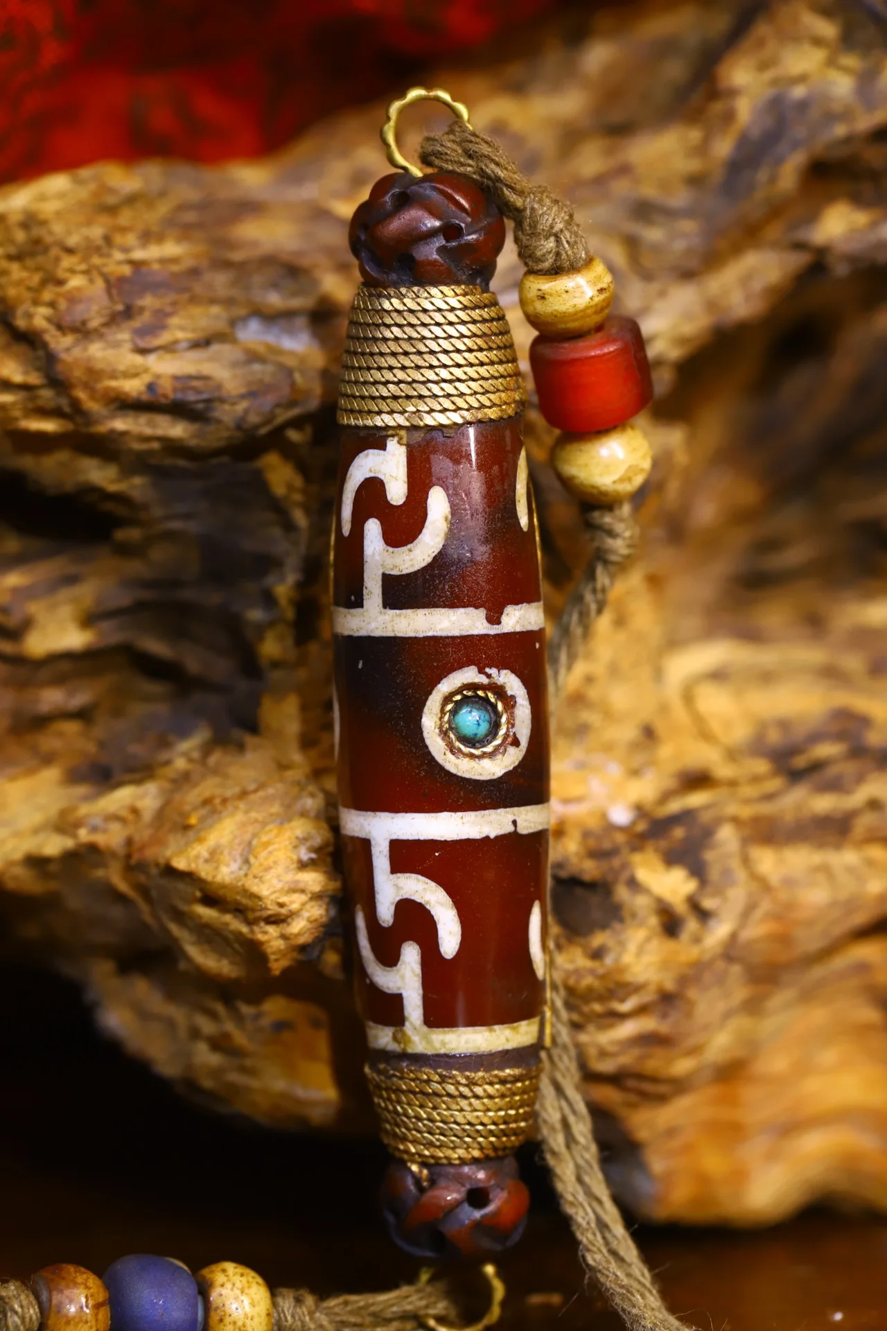 3"Tibet Temple Collection Old Natural Agate Mosaic Gem gZi Beads Guanyin Buddha statue Pendant Amulet Dharma Worship Hall
3"Tibet Temple Collection Old Natural Agate Mosaic Gem gZi Beads Guanyin Buddha statue Pendant Amulet Dharma Worship Hall