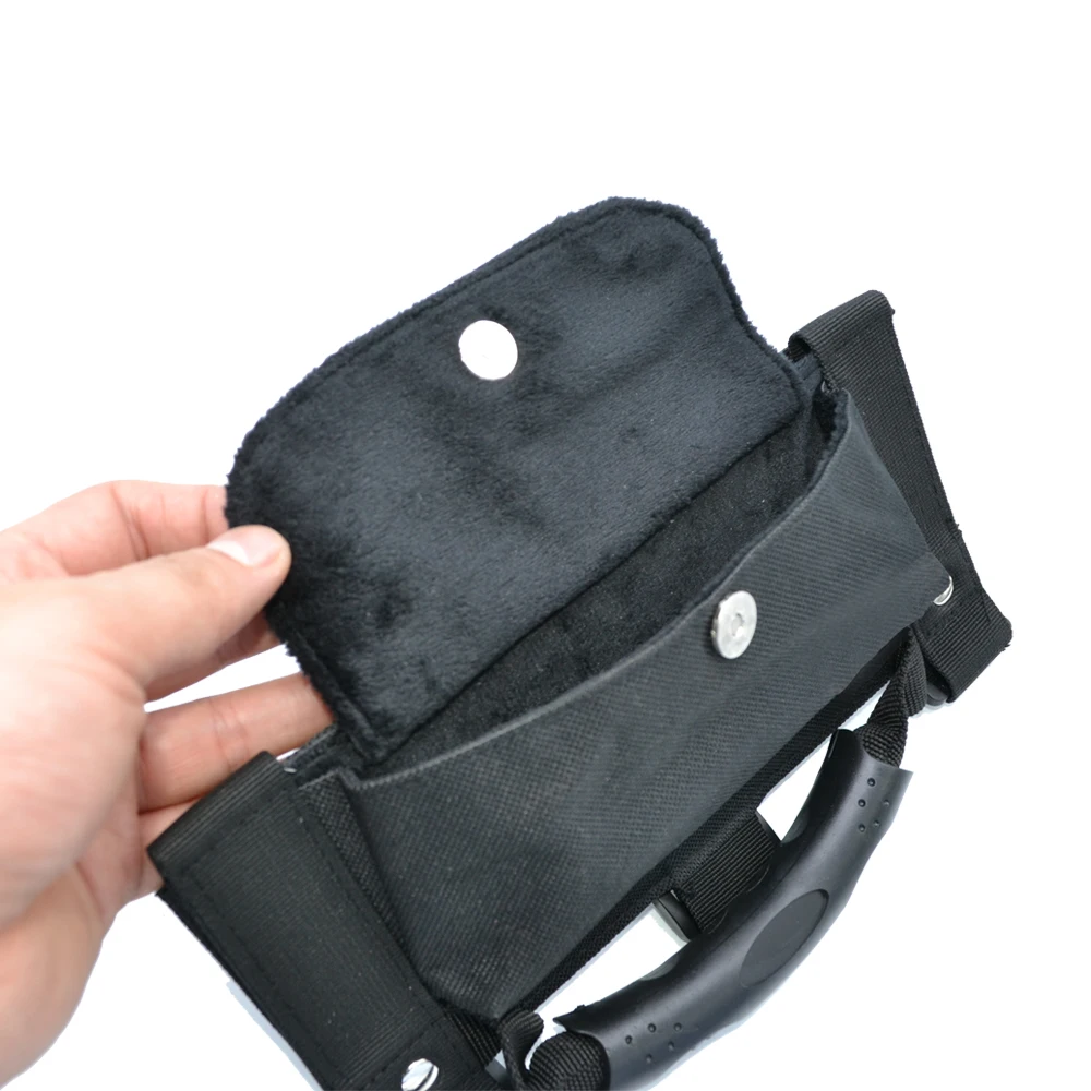 Рукоятка JK 1 шт. с чехлом для солнцезащитных очков оксфордская черная для Jeep Wrangler JK 2007-2017 J248 LantSun 
Рукоятка JK 1 шт. с чехлом для солнцезащитных очков оксфордская черная для Jeep Wrangler JK 2007-2017 J248 LantSun