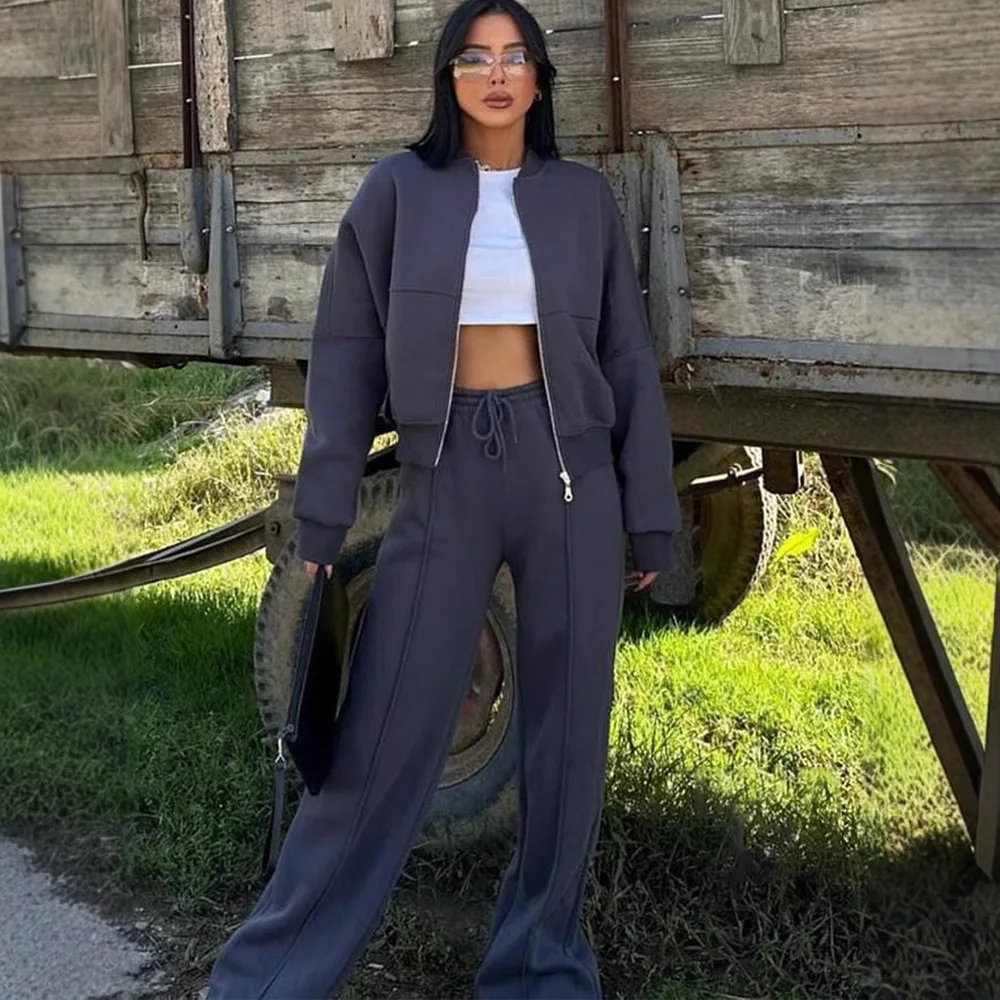 Casual American Tracksuit Autumn Winter Streetwear Tracksuit Zip Cardigan Sporty Tracksuit Long Sleeve Jacket And Pants Set
Casual American Tracksuit Autumn Winter Streetwear Tracksuit Zip Cardigan Sporty Tracksuit Long Sleeve Jacket And Pants Set