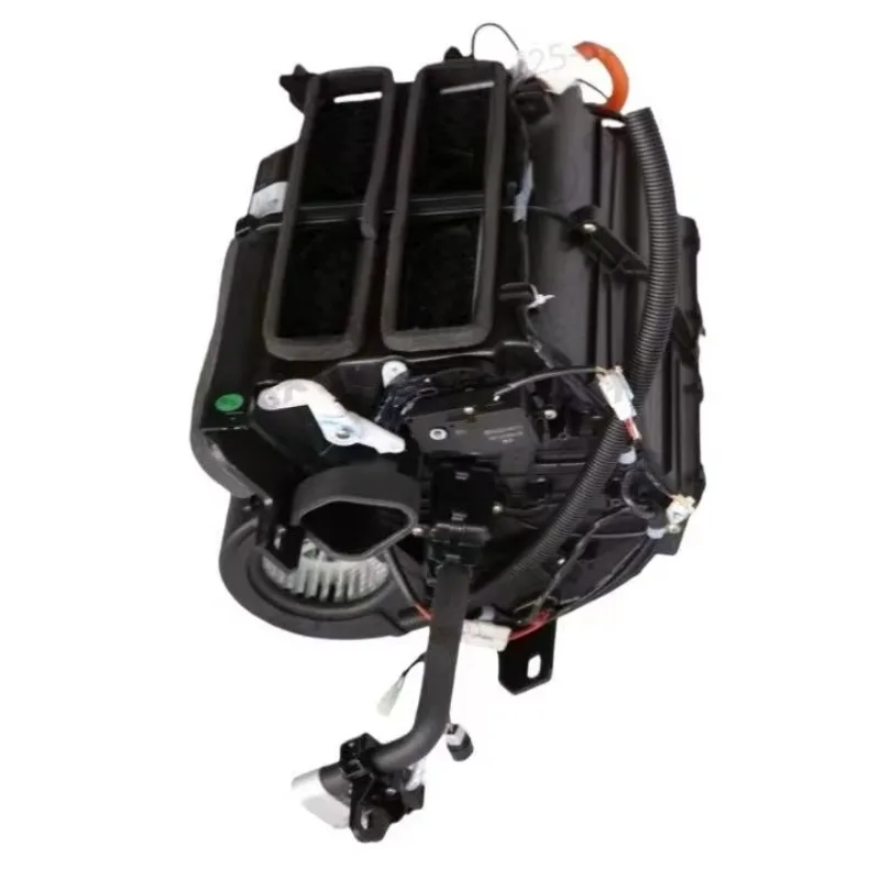 SHACMAN M3000S High Performance Parking air Conditioning of OEM Product DZ15221841126
SHACMAN M3000S High Performance Parking air Conditioning of OEM Product DZ15221841126