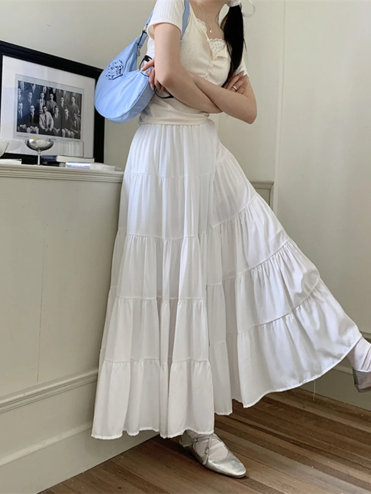 Белая юбка миди А-силуэта с высокой талией, пэчворк-дизайн, летняя новинка, модная женская элегантная длинная юбка
Белая юбка миди А-силуэта с высокой талией, пэчворк-дизайн, летняя новинка, модная женская элегантная длинная юбка