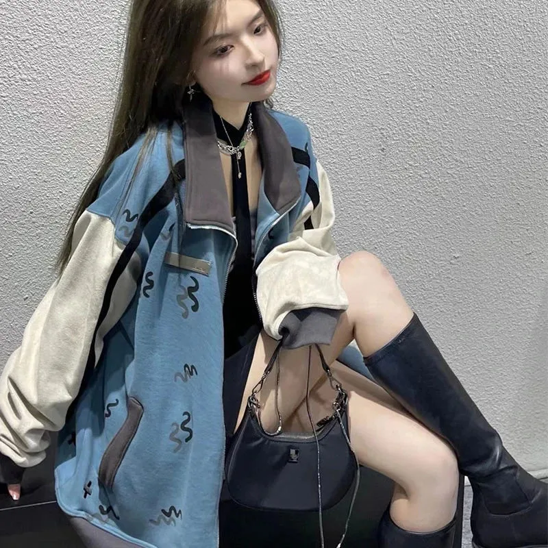 High Collar Splicing Jacket for Couple Contrast Color Casual and Versatile Street Wear, American Fashion, Spring and Autumn, New
High Collar Splicing Jacket for Couple Contrast Color Casual and Versatile Street Wear, American Fashion, Spring and Autumn, New