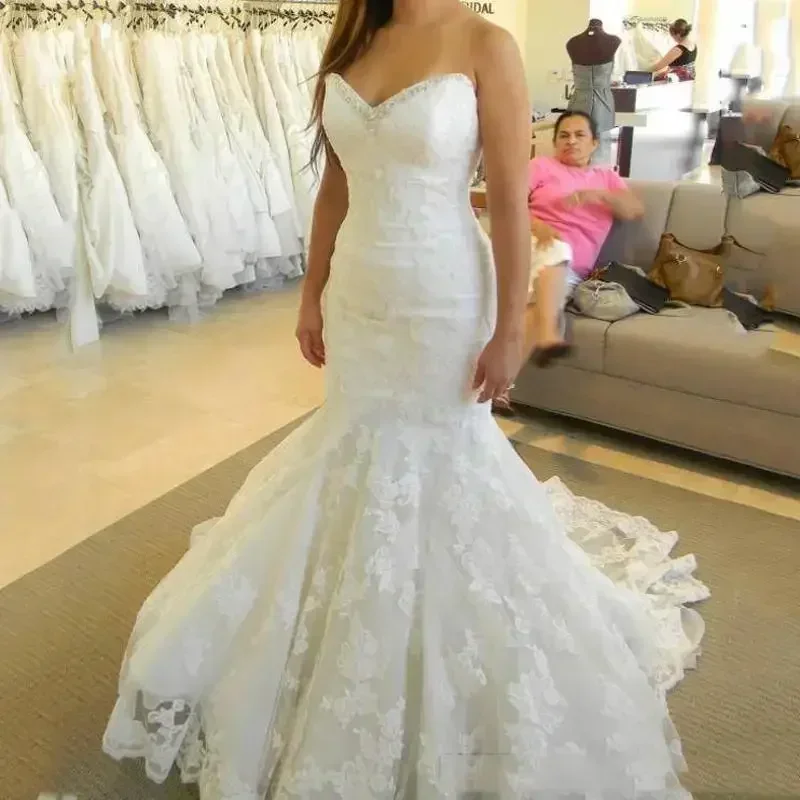 Customized African Nigeria Mermaid Wedding Dresses Court Sweetheart Lace Appliques Plus Size Formal Bridal Robe De Marriage
Customized African Nigeria Mermaid Wedding Dresses Court Sweetheart Lace Appliques Plus Size Formal Bridal Robe De Marriage