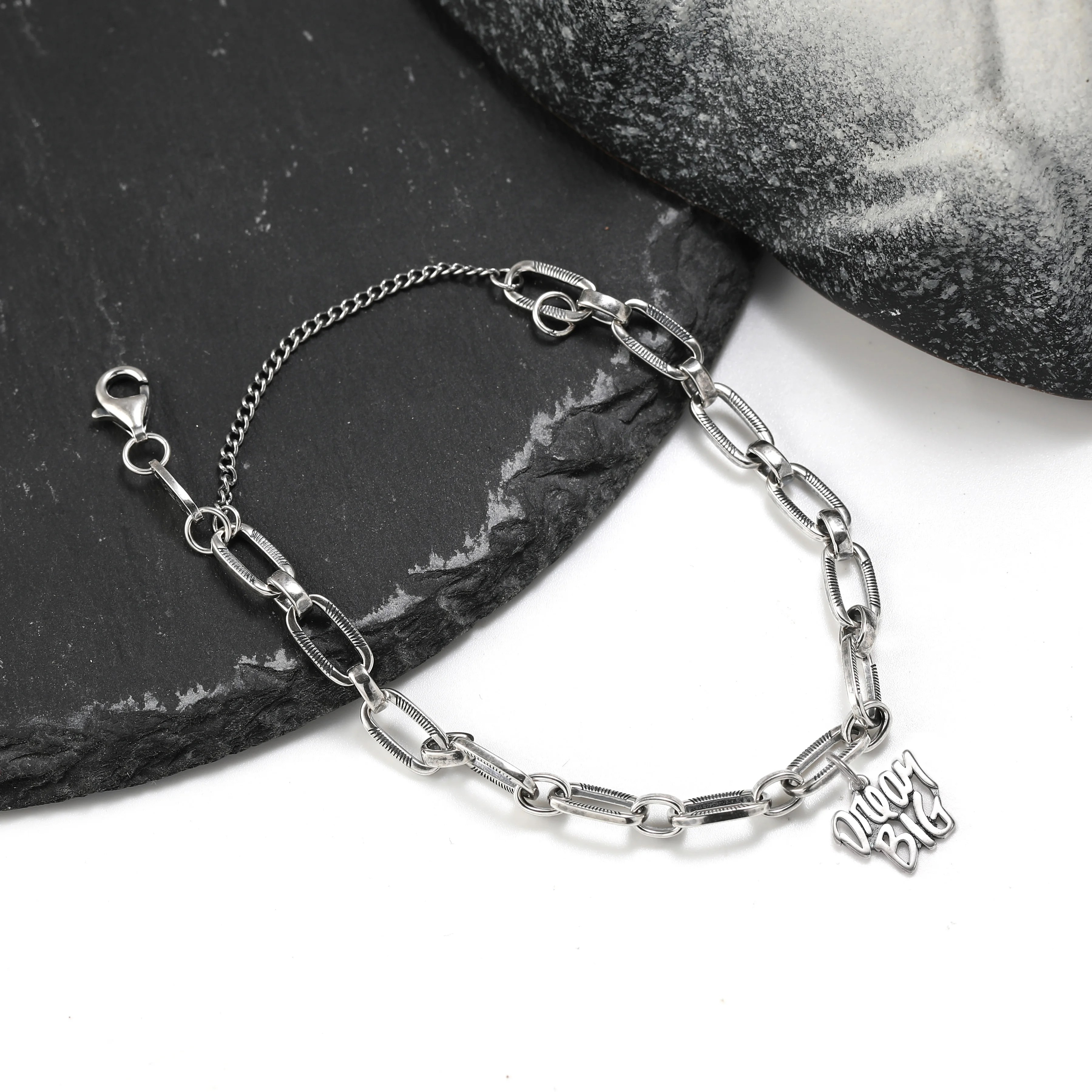 Authentic 925 sterling silver James Avery Ornate Links Charm Bracelet paired with Pursuing Big Dreams pendant
Authentic 925 sterling silver James Avery Ornate Links Charm Bracelet paired with Pursuing Big Dreams pendant