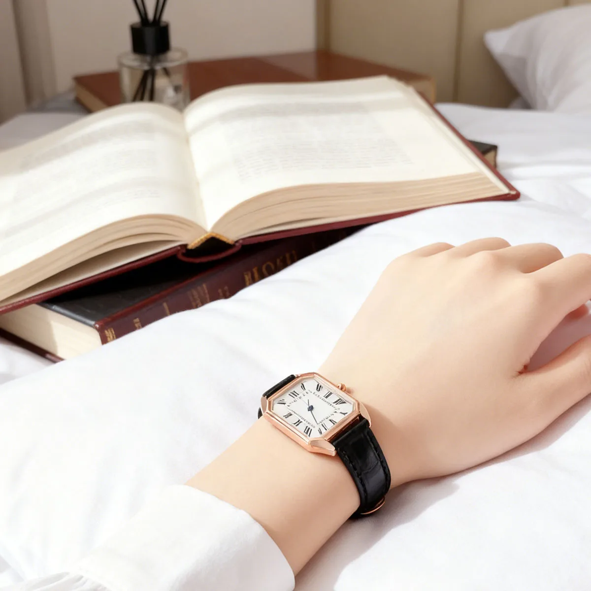 1pc-Fashionable and Casual Rectangular Pointer Quartz Watch, Retro PU Leather Women's Watch
1pc-Fashionable and Casual Rectangular Pointer Quartz Watch, Retro PU Leather Women's Watch