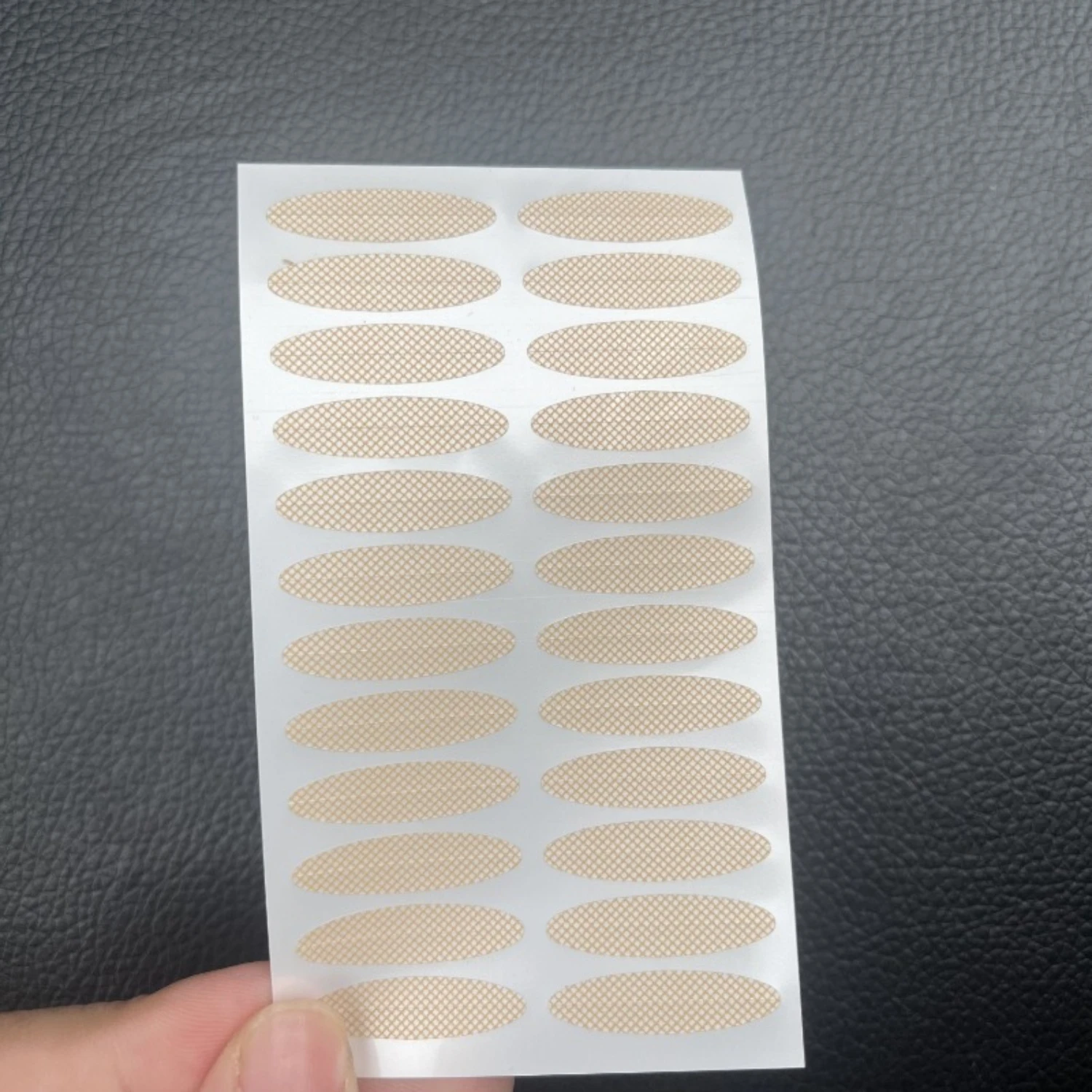 48pcs Double Eyelid Lifting Strips - Self-Adhesive Waterproof Breathable Stickers for Uneven Mono Eyelid - Includes Fork Rods
48pcs Double Eyelid Lifting Strips - Self-Adhesive Waterproof Breathable Stickers for Uneven Mono Eyelid - Includes Fork Rods