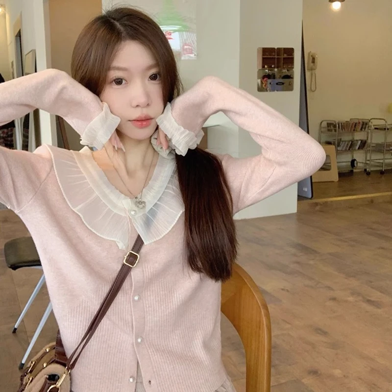 French Ruffled Patchwork Pearl Buttons V-neck Long Sleeve Casual Knitted Cardigan For Women
French Ruffled Patchwork Pearl Buttons V-neck Long Sleeve Casual Knitted Cardigan For Women