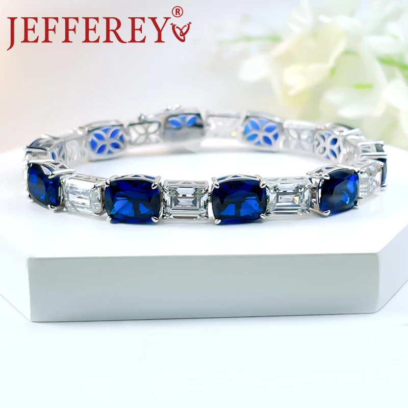 Fashionable luxury Blue Treasure 925 sterling silver bracelet inlaid with full diamonds, high-end and niche design jewelry
Fashionable luxury Blue Treasure 925 sterling silver bracelet inlaid with full diamonds, high-end and niche design jewelry