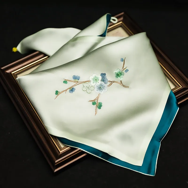 Women's Suzhou Embroidery Pure Silk Scarf, Mulberry Silk Hand-Embroidered Shawl, Elegant & Versatile, Unique Premium Gift
Women's Suzhou Embroidery Pure Silk Scarf, Mulberry Silk Hand-Embroidered Shawl, Elegant & Versatile, Unique Premium Gift