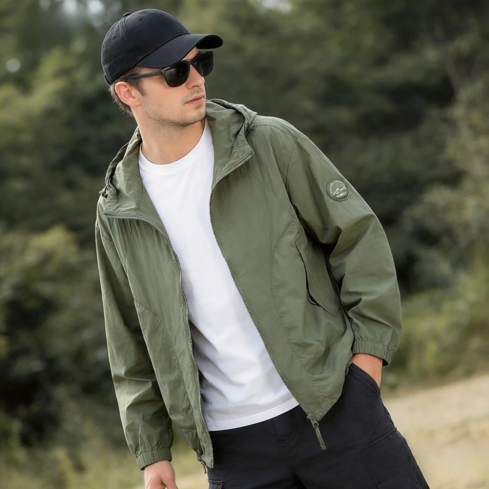 UPF50+ Men's Hooded Sunscreen Jacket Summer Ultra Thin Zipper Pocket Windbreaker Elastic Cuffs Outdoor Hiking Fishing Skin Coats
UPF50+ Men's Hooded Sunscreen Jacket Summer Ultra Thin Zipper Pocket Windbreaker Elastic Cuffs Outdoor Hiking Fishing Skin Coats