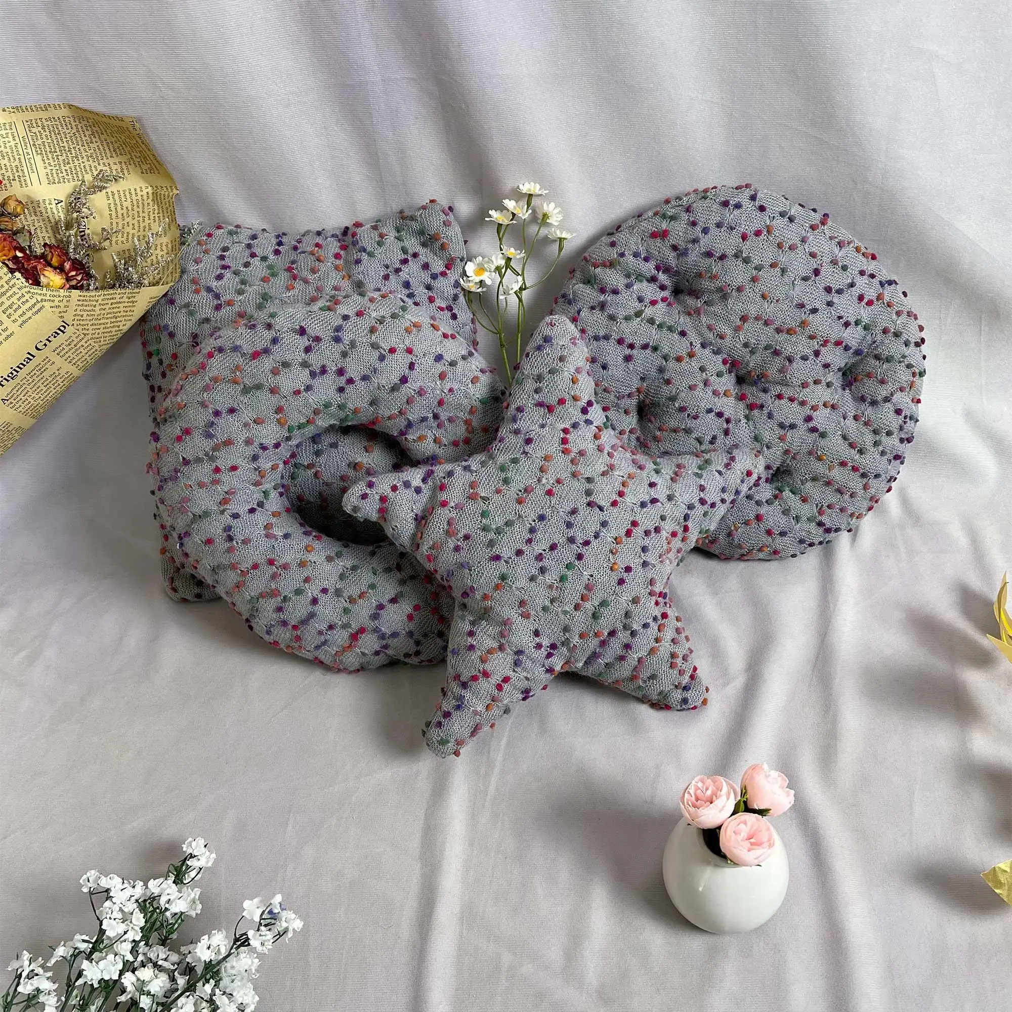 Pillow Four-piece Set, For Sofa And Bedroom Round, Square, Star-shaped, Circular Pillows, Suitable for Lumbar Cushion
Pillow Four-piece Set, For Sofa And Bedroom Round, Square, Star-shaped, Circular Pillows, Suitable for Lumbar Cushion