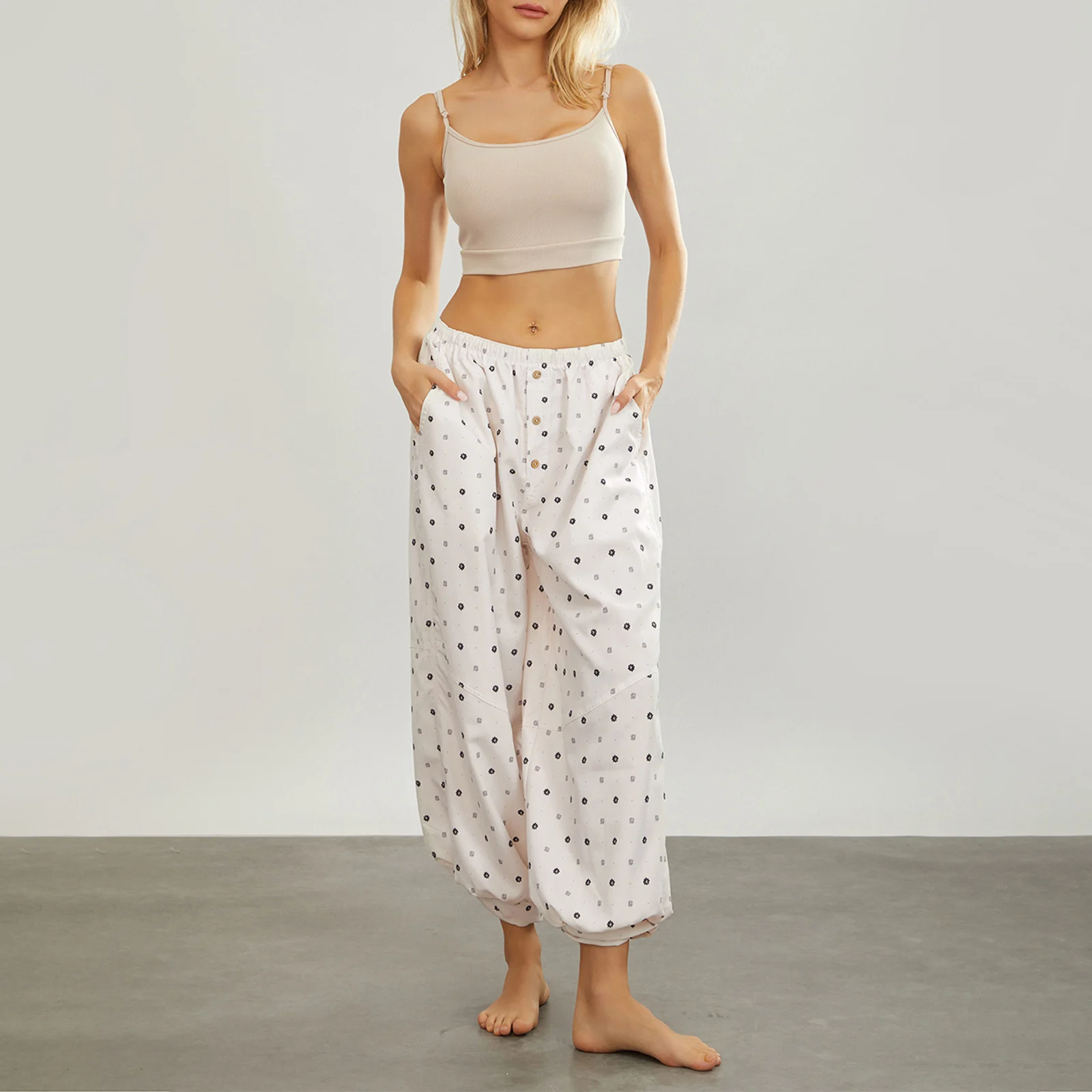 Women's Spring Fall Tapered Pants Casual Elastic Waist Button Front Floral Print Harem Pants Casual Trousers
Women's Spring Fall Tapered Pants Casual Elastic Waist Button Front Floral Print Harem Pants Casual Trousers