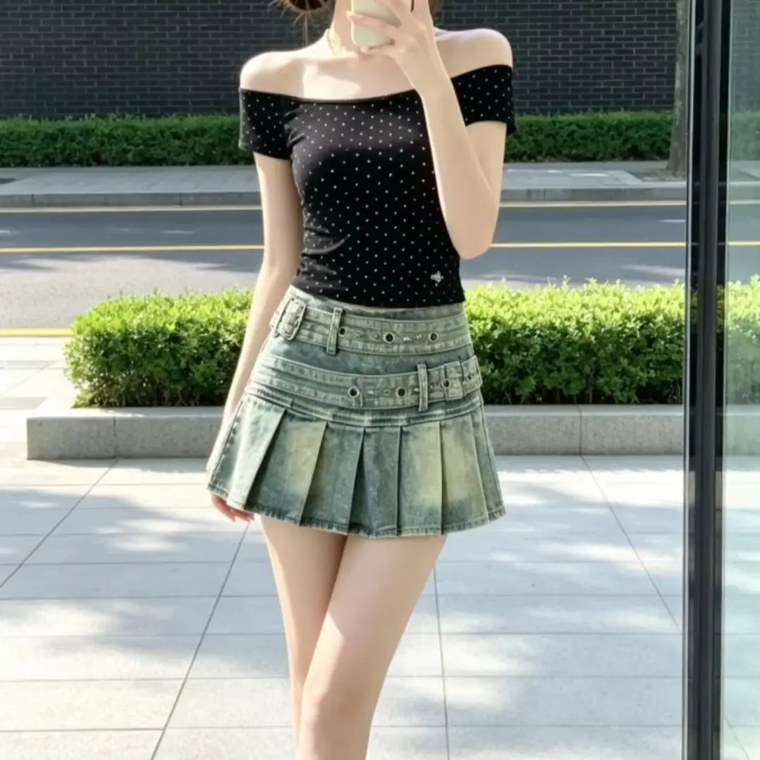 Romantic Lace Edge Short Skirt Y2K Harajuku Style High Waist A-line Mini Skirt Women Street Fashion Summer Party Casual Clothing
Romantic Lace Edge Short Skirt Y2K Harajuku Style High Waist A-line Mini Skirt Women Street Fashion Summer Party Casual Clothing