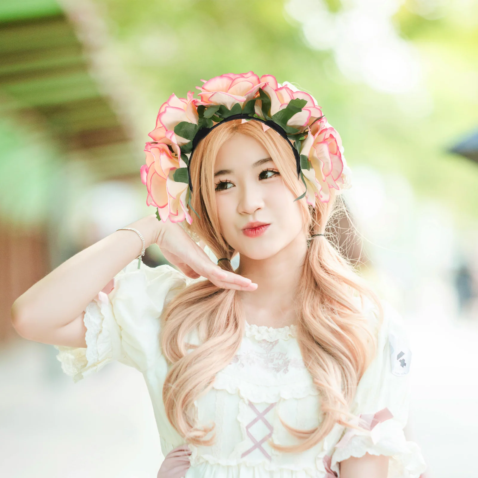 Rose Flowers Headband Artificial Floral Crown Bridal Wedding Party Hair Wreath Flower Hair Accessories Headband
Rose Flowers Headband Artificial Floral Crown Bridal Wedding Party Hair Wreath Flower Hair Accessories Headband