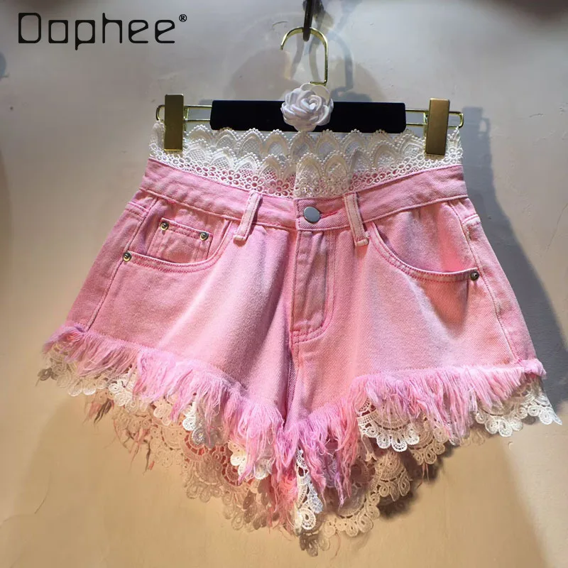 European station pink shorts 2025 summer new splicing hook lace lace high waist thin burr denim shorts hot pants women
European station pink shorts 2025 summer new splicing hook lace lace high waist thin burr denim shorts hot pants women