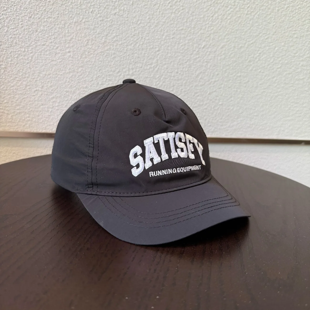 Satisfy sports cutting-edge pioneer function three-dimensional embroidery lightweight nylon curved brim hat
Satisfy sports cutting-edge pioneer function three-dimensional embroidery lightweight nylon curved brim hat