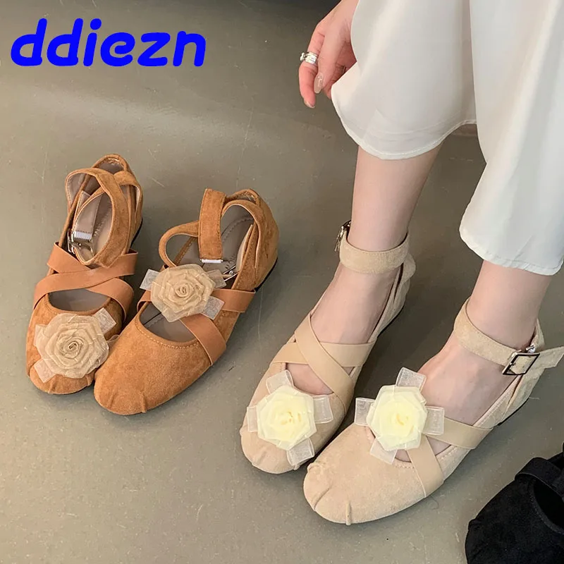 Женские туфли мэри джейн с цветочным принтом, круглый носок, ремешок на щиколотке, дизайнерская обувь на низком каблуке 
Женские туфли мэри джейн с цветочным принтом, круглый носок, ремешок на щиколотке, дизайнерская обувь на низком каблуке