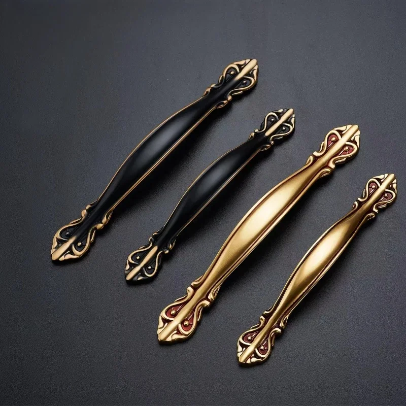 Hardware accessories supplier, furniture handle, European classic bronze cabinet wall drawer handle
Hardware accessories supplier, furniture handle, European classic bronze cabinet wall drawer handle