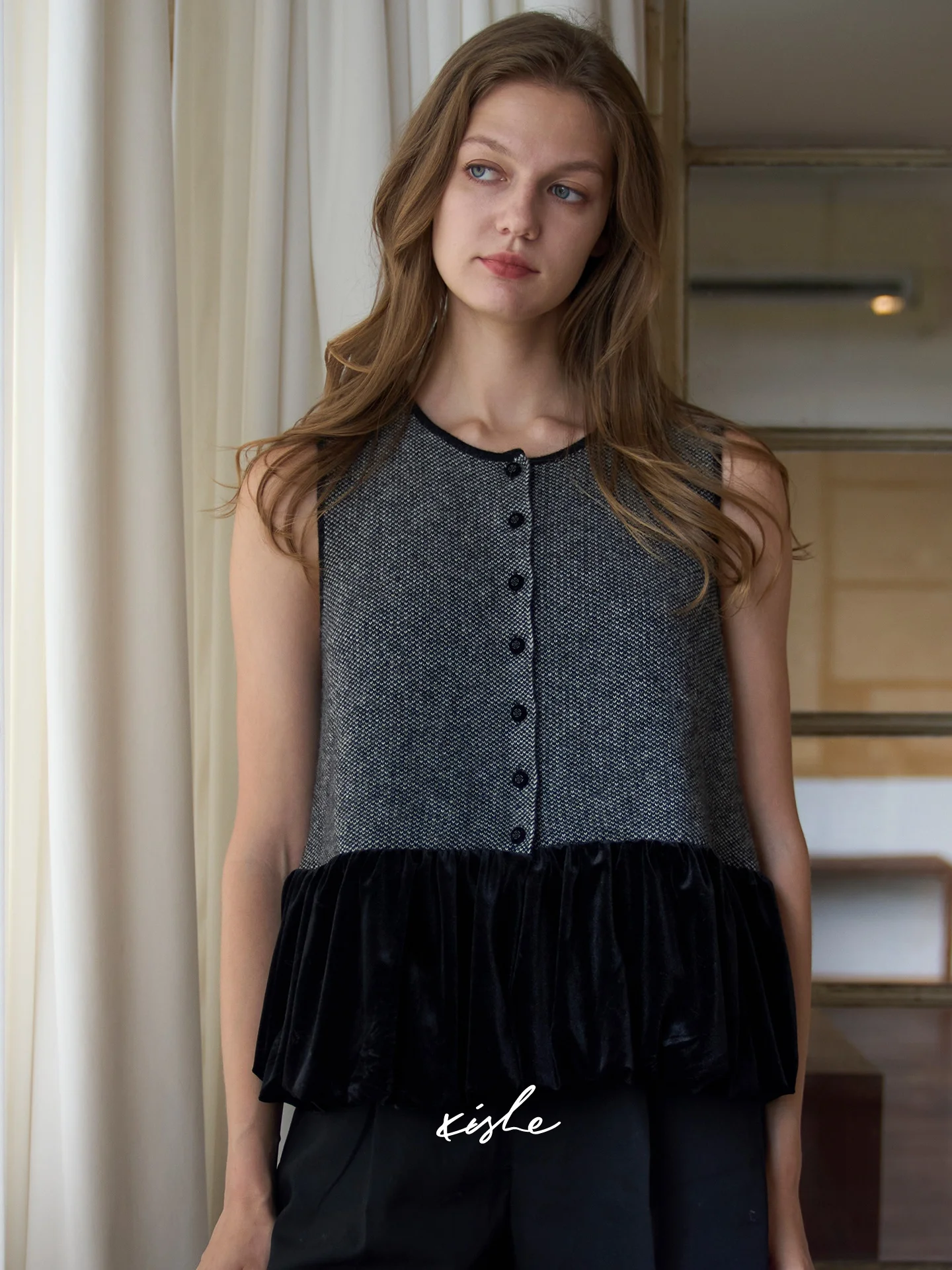 Женский вязаный жилет-кардиган из бархата Deep Color в стиле пэчворк, осенняя новинка, XIE "enColored Drunkenn" 00, шерсть S...
Женский вязаный жилет-кардиган из бархата Deep Color в стиле пэчворк, осенняя новинка, XIE "enColored Drunkenn" 00, шерсть S...