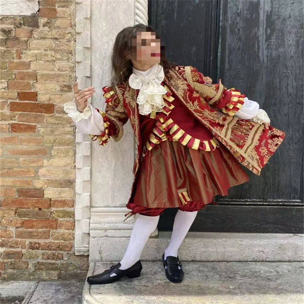 16th Century Men's Rococo Baroque King Prince Uniform French Royal Court Aristocrat Gentleman Luxurious Ball Gown
16th Century Men's Rococo Baroque King Prince Uniform French Royal Court Aristocrat Gentleman Luxurious Ball Gown