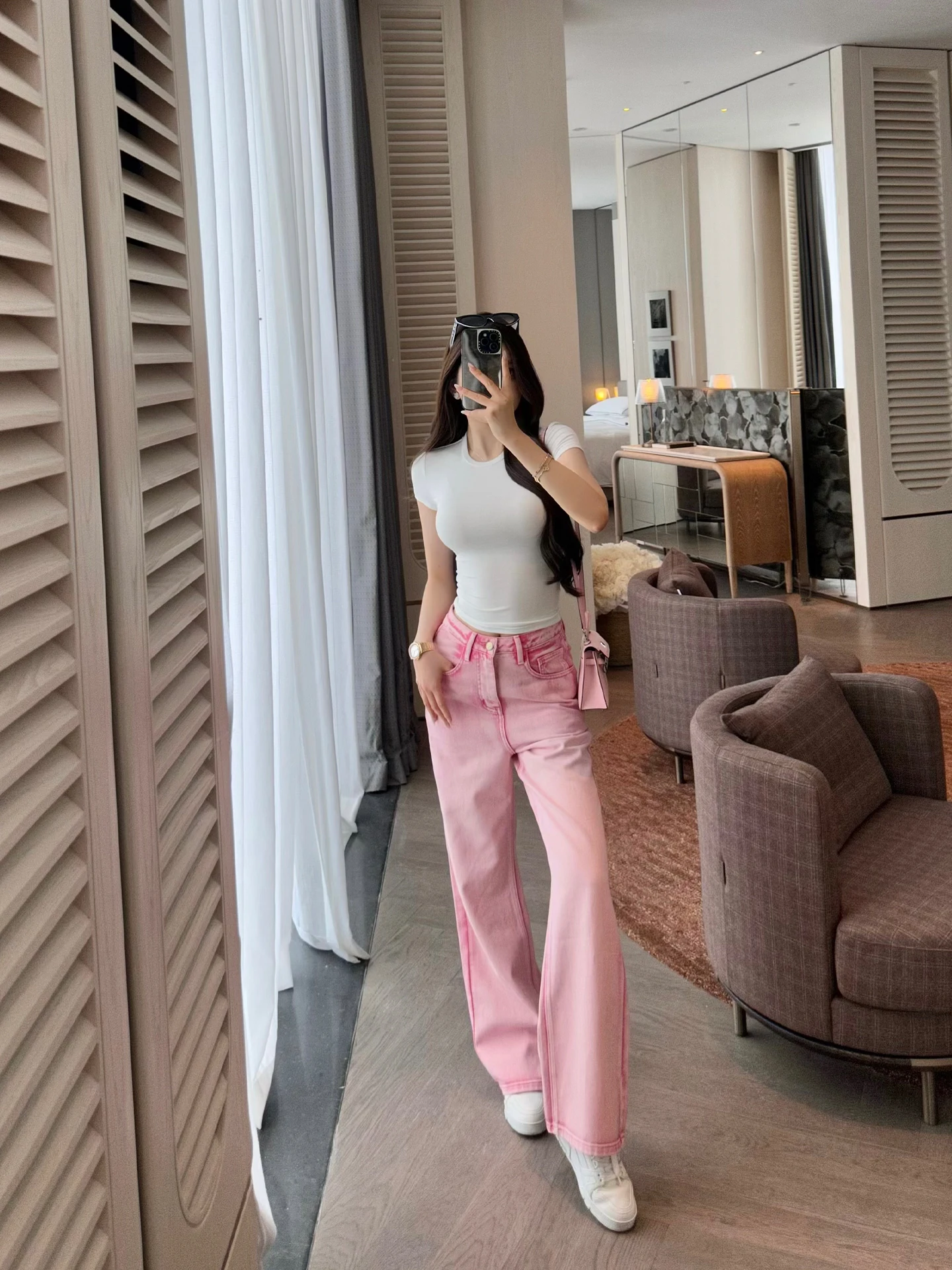 Винтажные джинсы с высокой талией и прямым кроем, женские повседневные широкие брюки, модные длинные брюки из 100% хлопкового денима
Винтажные джинсы с высокой талией и прямым кроем, женские повседневные широкие брюки, модные длинные брюки из 100% хлопкового денима