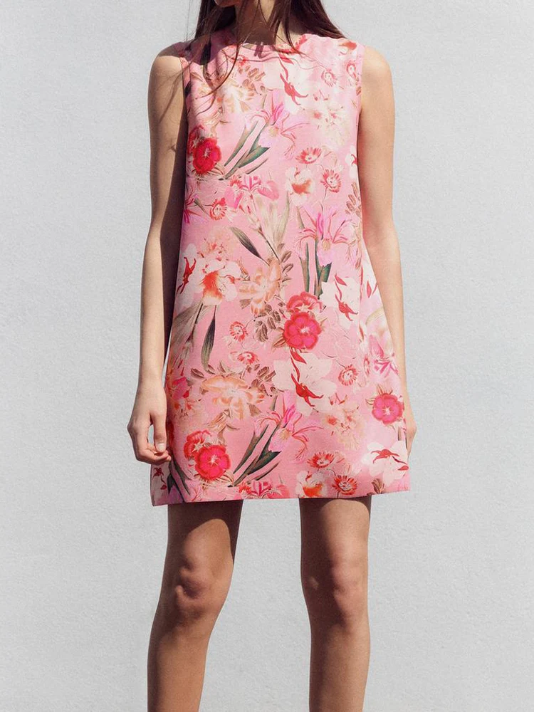 European and American style summer new women's fashion casual trend simple round neck flower print knitted sleeveless dress
European and American style summer new women's fashion casual trend simple round neck flower print knitted sleeveless dress
