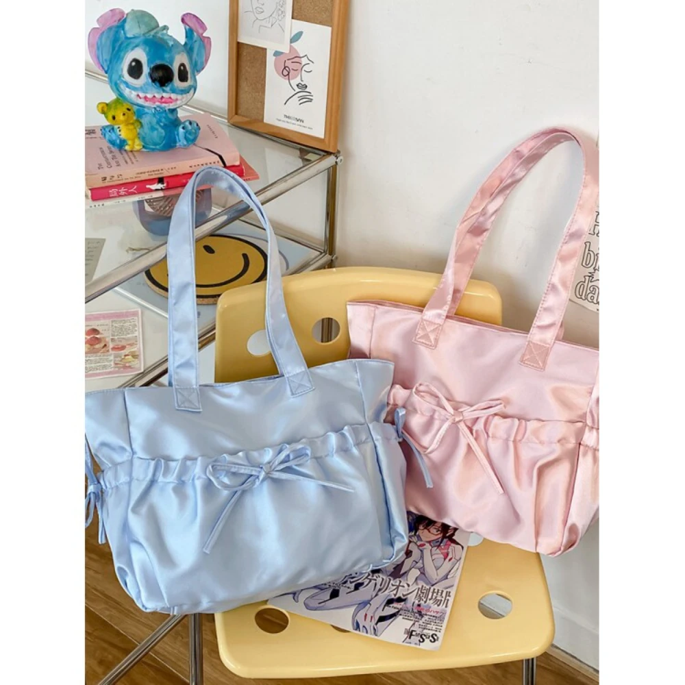 Korean Ballet Sweet Style Wrinkled Bow Pearlescent Shoulder Bag Niche Versatile Lightweight Large Capacity Women's Tote Bag
Korean Ballet Sweet Style Wrinkled Bow Pearlescent Shoulder Bag Niche Versatile Lightweight Large Capacity Women's Tote Bag