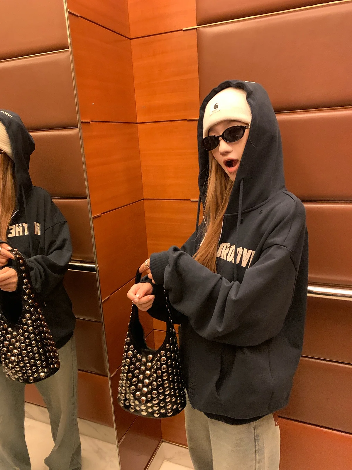 Xianai Non-spicy Vintage Waed Print Sweatirt Jaet Women's Autumn Winter Loose Casual Top Korean Sle Hooded Zipper
Xianai Non-spicy Vintage Waed Print Sweatirt Jaet Women's Autumn Winter Loose Casual Top Korean Sle Hooded Zipper