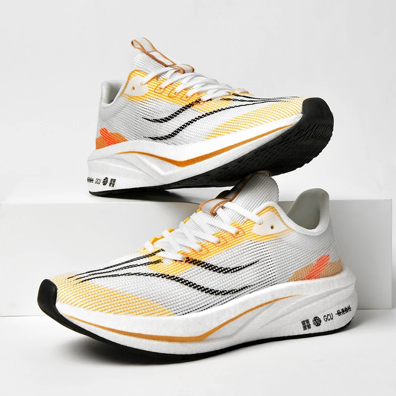 Men's sports shoes, lightweight carbon plate racing running shoes, winter shock absorption, anti slip, wear-resistant, breathabl
Men's sports shoes, lightweight carbon plate racing running shoes, winter shock absorption, anti slip, wear-resistant, breathabl