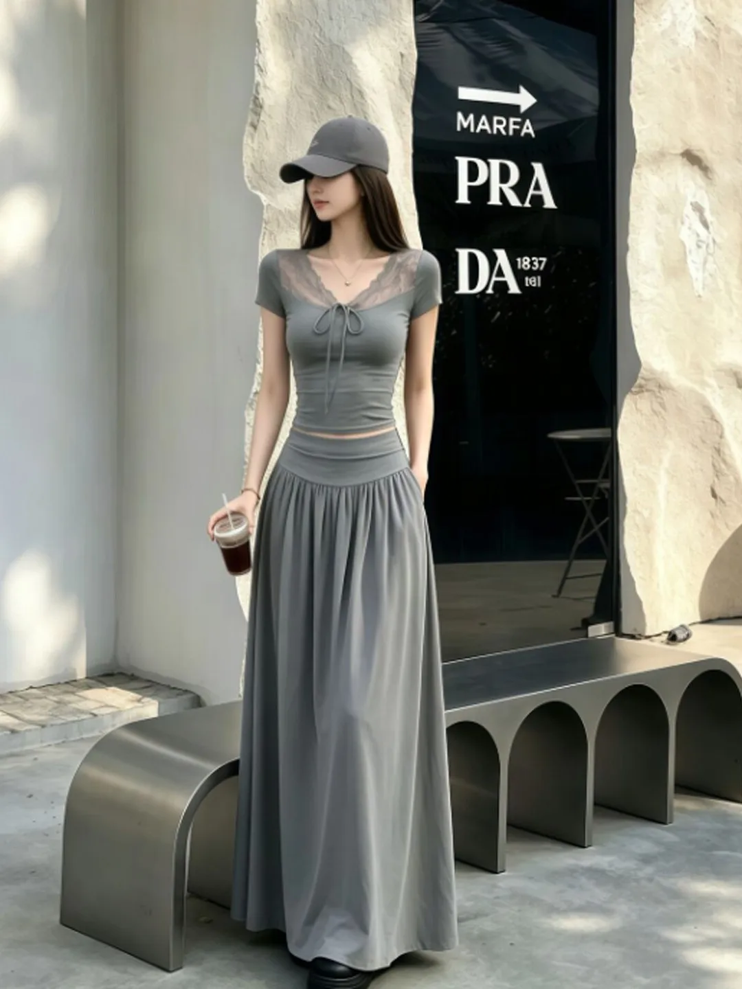 Korean Style V-Neck Top And High Waist Skirt Two-Piece Set Short Sleeve Comfortable Cotton Summer Fashion Women's Ensemble
Korean Style V-Neck Top And High Waist Skirt Two-Piece Set Short Sleeve Comfortable Cotton Summer Fashion Women's Ensemble