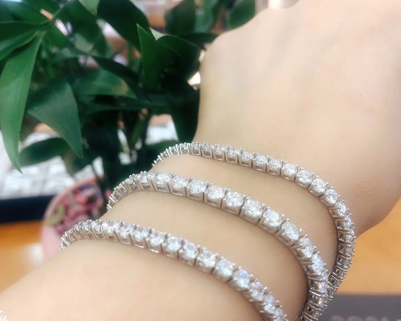 Tennis Necklace Moissanite Pendant 5mm D VVS Beads Sterling 925 Silver Statement Necklaces for Women Hot Sale Gift Free Shipping
Tennis Necklace Moissanite Pendant 5mm D VVS Beads Sterling 925 Silver Statement Necklaces for Women Hot Sale Gift Free Shipping