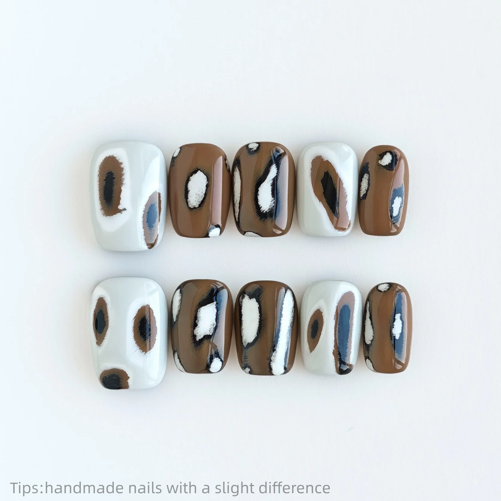 10 шт., коричневые, белые, размазанные узоры ручной работы, квадратные короткие носимые многоразовые накладные ногти с текстурой в стиле ретро 2026
10 шт., коричневые, белые, размазанные узоры ручной работы, квадратные короткие носимые многоразовые накладные ногти с текстурой в стиле ретро 2026