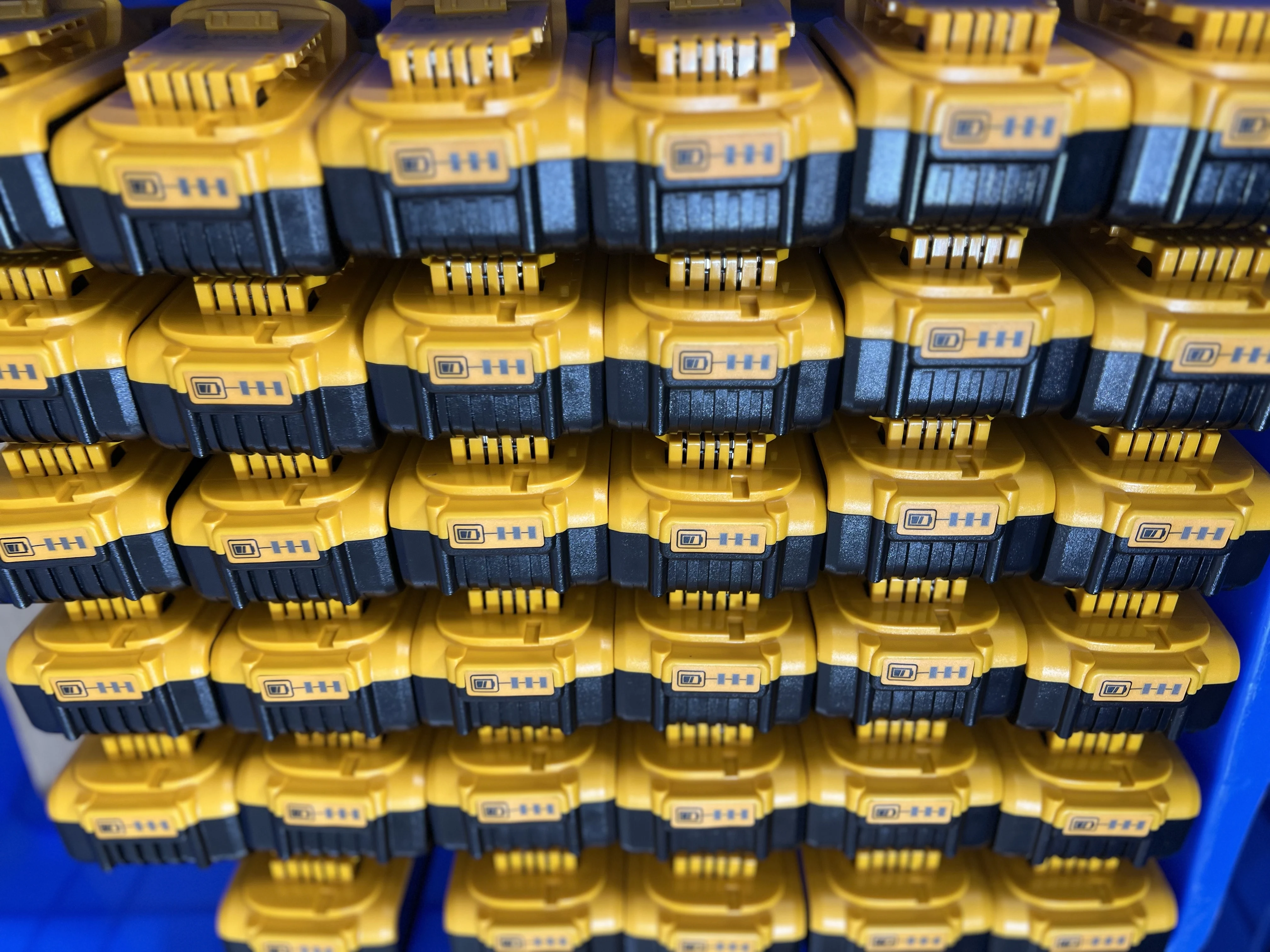 Оригинальный аккумулятор DEWALT 20 В/60 В 9000 мАч, аккумулятор Dewalt 18 В, DCB200 DCB205 DCB206 DCB209, аккумулятор для электроинструментов, зарядное устройство Dewalt 20 В
Оригинальный аккумулятор DEWALT 20 В/60 В 9000 мАч, аккумулятор Dewalt 18 В, DCB200 DCB205 DCB206 DCB209, аккумулятор для электроинструментов, зарядное устройство Dewalt 20 В