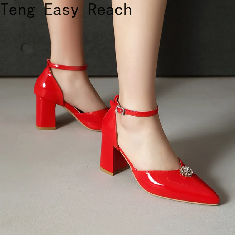 2026 Summer Pointed High Heels Ankle Strap Fashion Diamond Shoe Buckle Wedding/office Sandals Sizes 34-48
2026 Summer Pointed High Heels Ankle Strap Fashion Diamond Shoe Buckle Wedding/office Sandals Sizes 34-48