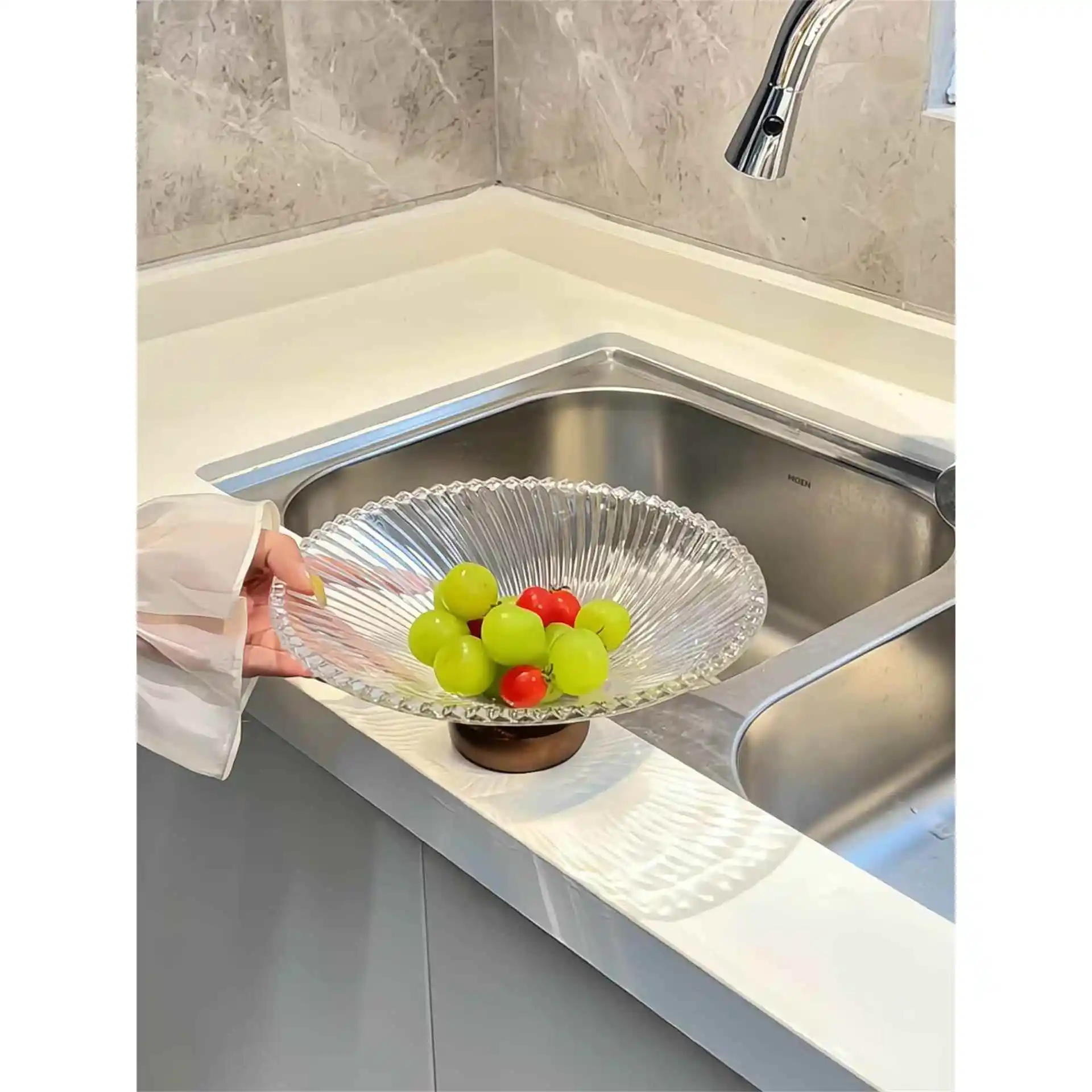 Elegant Glass Fruit Tray for Living Room High Value Snack Plate Moving Gift New Home Decoration French Style Dining Utensils
Elegant Glass Fruit Tray for Living Room High Value Snack Plate Moving Gift New Home Decoration French Style Dining Utensils