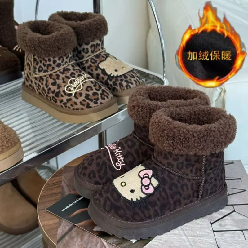 Hot Sanrio Girl Hello Kitty Kawaii Winter Fashion Fleece-Lined Cotton Shoes Student Cartoon Child Thicken Snow Boots New Style
Hot Sanrio Girl Hello Kitty Kawaii Winter Fashion Fleece-Lined Cotton Shoes Student Cartoon Child Thicken Snow Boots New Style