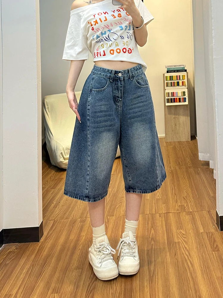 American Style High Waist Washed Denim Shorts Women Summer New Loose Slim Wide Leg Seven Parts mid Pants Casual Jeans
American Style High Waist Washed Denim Shorts Women Summer New Loose Slim Wide Leg Seven Parts mid Pants Casual Jeans