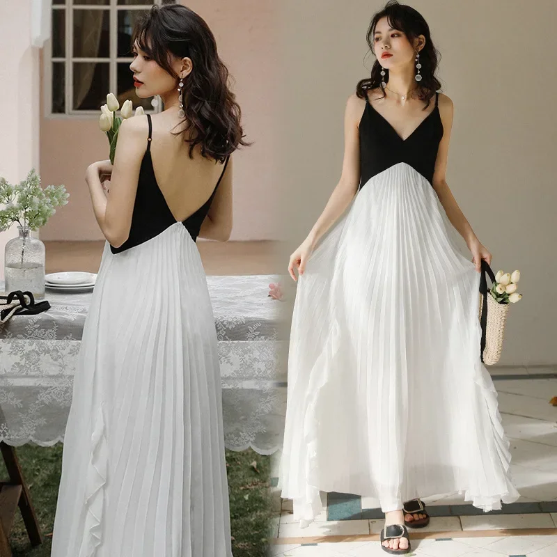 Summer French Retro Women Pleated Dress V-Neck Sling Black White Stitching Irregular Ruffled Suspender Long Dresses Super Fairy
Summer French Retro Women Pleated Dress V-Neck Sling Black White Stitching Irregular Ruffled Suspender Long Dresses Super Fairy
