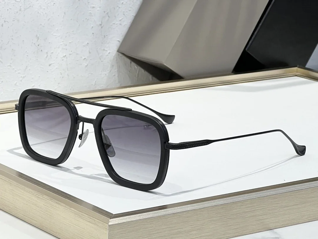 Top Quality Sunglasses for Men Titanium DT FLIGHT 006 SIZE 52-22-144 Style Fashion Design Sunglasses for Womens With Box
Top Quality Sunglasses for Men Titanium DT FLIGHT 006 SIZE 52-22-144 Style Fashion Design Sunglasses for Womens With Box