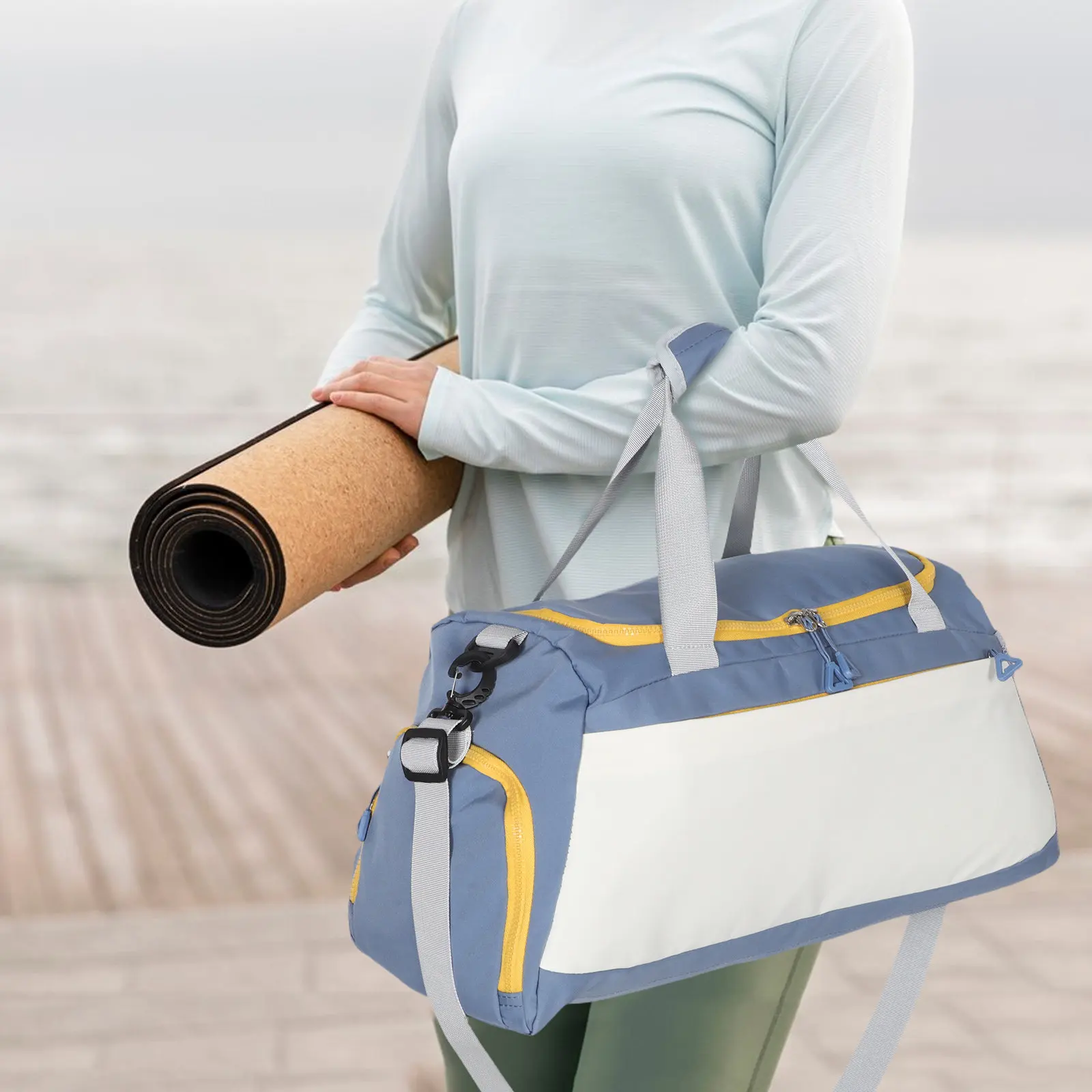 Large Capacity Sports Bag Dry Wet Separation Gym Duffel Bag Travel Tote Shoulder Weekender Fitness Tote for Men Women
Large Capacity Sports Bag Dry Wet Separation Gym Duffel Bag Travel Tote Shoulder Weekender Fitness Tote for Men Women