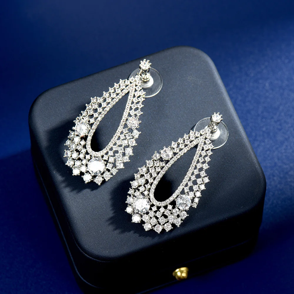 HIBRIDE Sparkling Precious Cubic Zirconia Deluxe Design Large Classic Teardrop Long Drop Earrings Wedding Bridal Jewellery E05
HIBRIDE Sparkling Precious Cubic Zirconia Deluxe Design Large Classic Teardrop Long Drop Earrings Wedding Bridal Jewellery E05