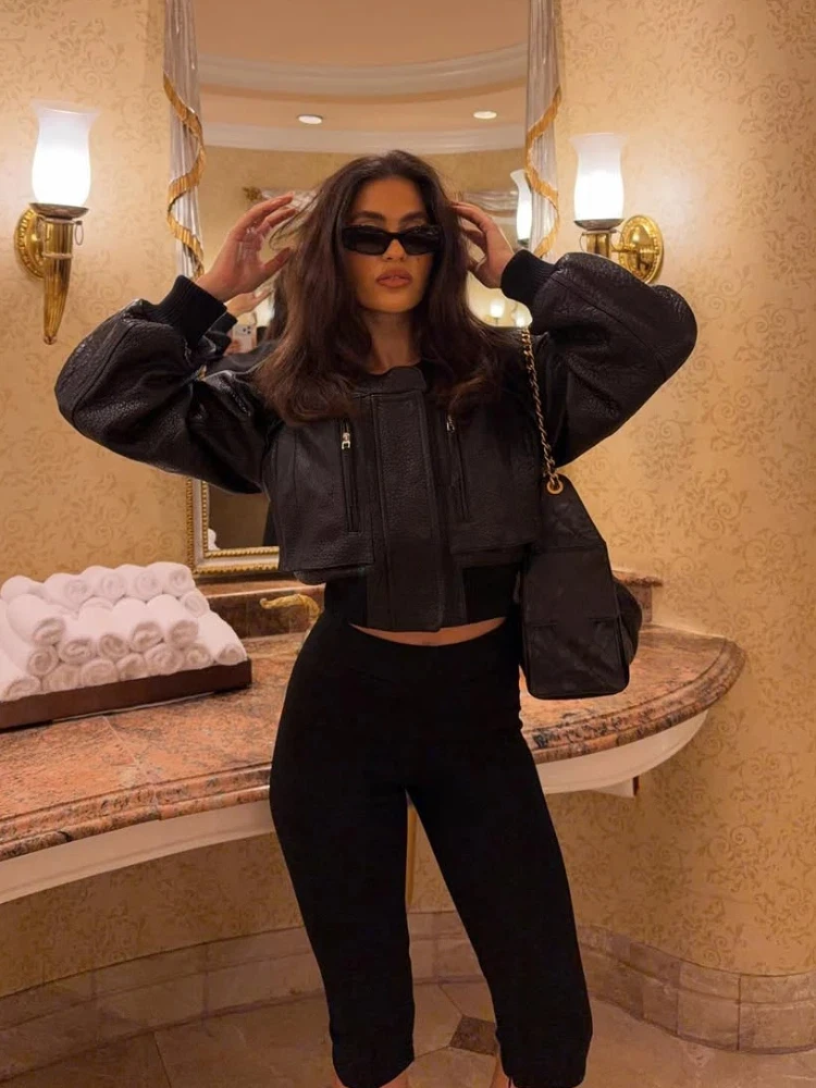Black Cropped Vintage Leather Jacket Lady Retro Round Neck Full Sleeve Zipper Bodycon Coat Women Daily Highstreet Outerwear
Black Cropped Vintage Leather Jacket Lady Retro Round Neck Full Sleeve Zipper Bodycon Coat Women Daily Highstreet Outerwear