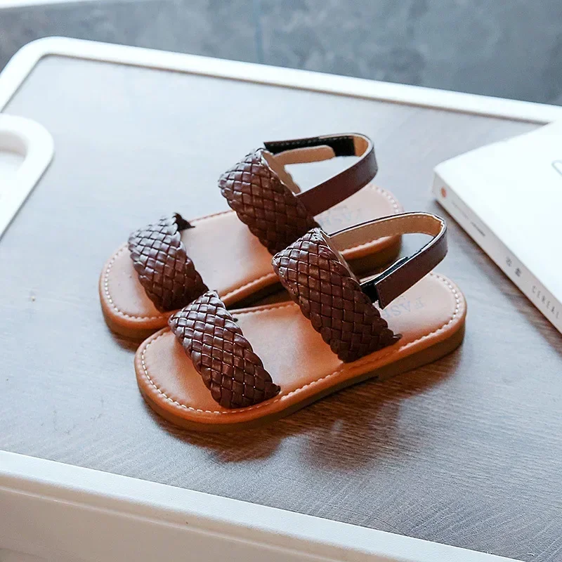 Girl Sandals Spring Summer Children Soft-soled Beach Woven Shoe School Student Baby Fashion Princess Footwear Kids
Girl Sandals Spring Summer Children Soft-soled Beach Woven Shoe School Student Baby Fashion Princess Footwear Kids