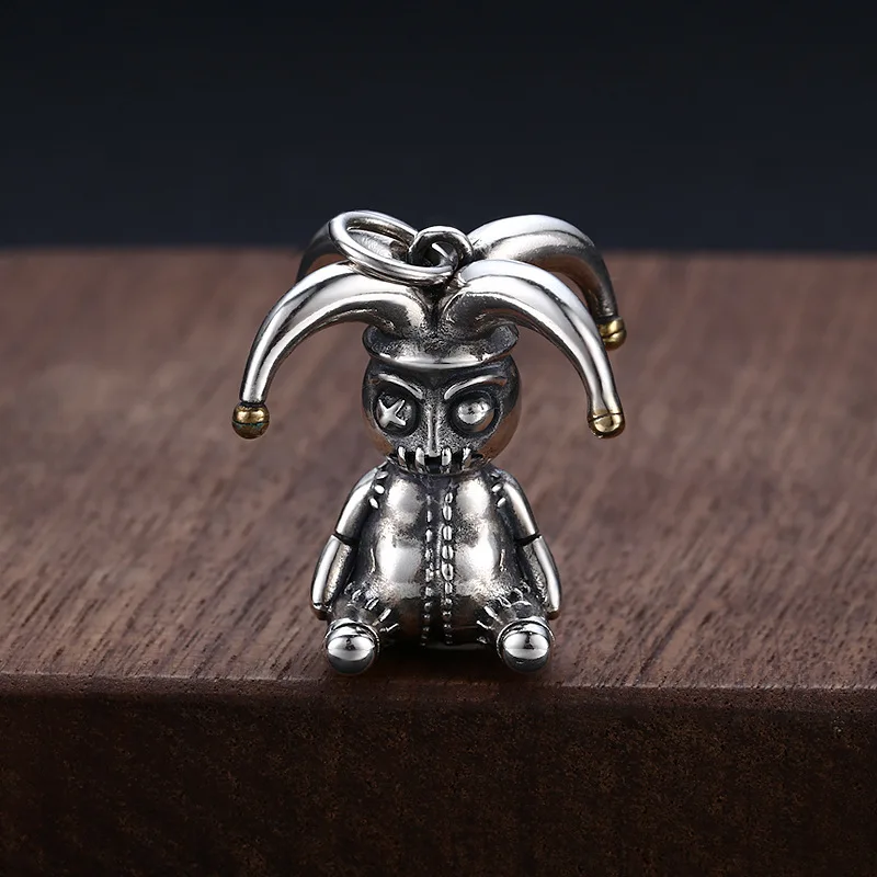 s925 sterling silver ornament vintage Thai silver men and women personalized pendant necklace pendant Ragdoll clown ornament
s925 sterling silver ornament vintage Thai silver men and women personalized pendant necklace pendant Ragdoll clown ornament