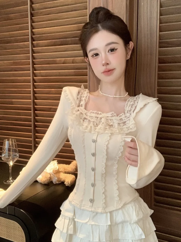 Retro Flared Sleeve T-Shirt Women's Design Sense Waist Cinching Long Sleeve Square Collar Top Korean Style Commute Fashion
Retro Flared Sleeve T-Shirt Women's Design Sense Waist Cinching Long Sleeve Square Collar Top Korean Style Commute Fashion