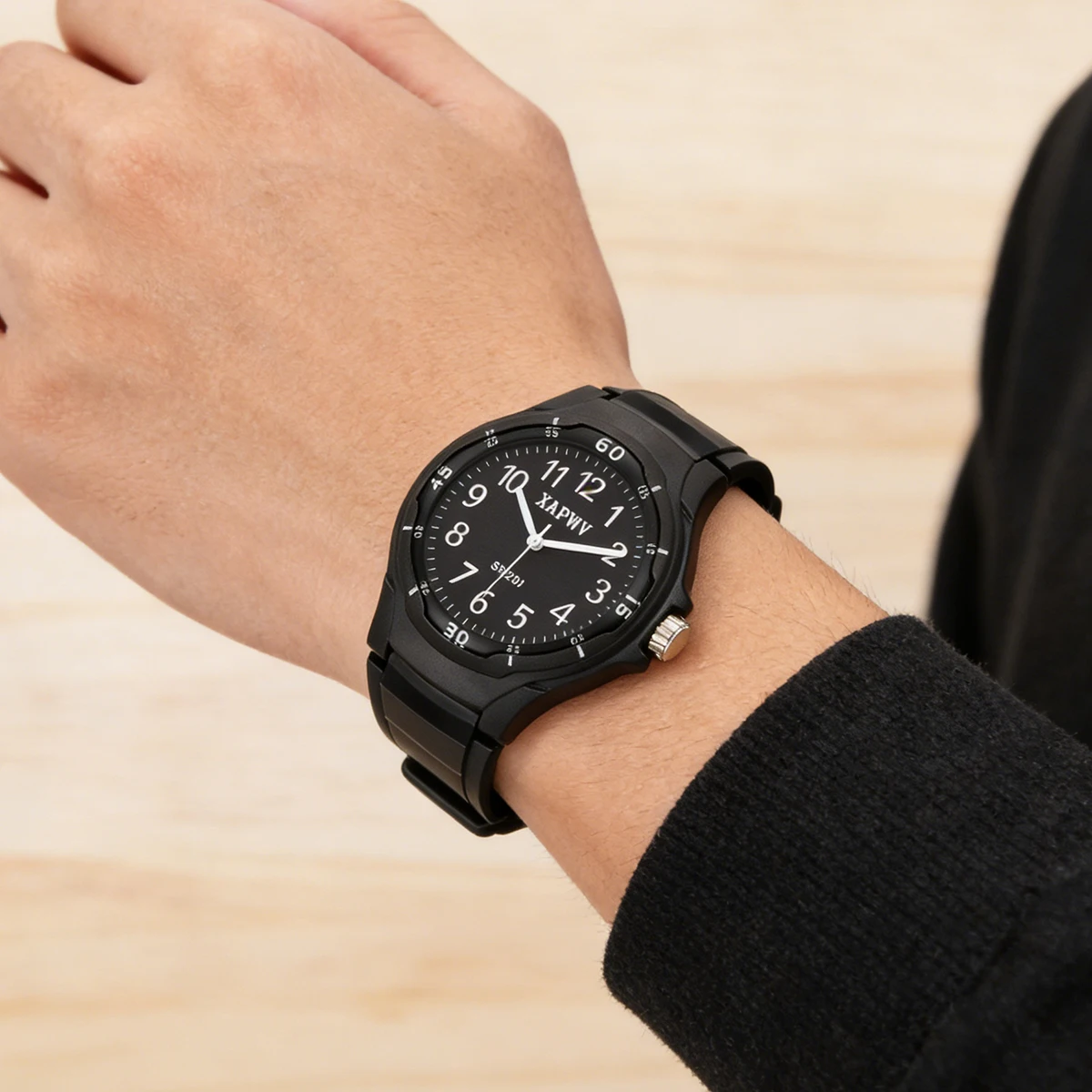 Кварцевые часы для мужчин и женщин, силиконовый ремешок, повседневный стиль для студентов, простые наручные часы для ежедневного ношения
Кварцевые часы для мужчин и женщин, силиконовый ремешок, повседневный стиль для студентов, простые наручные часы для ежедневного ношения