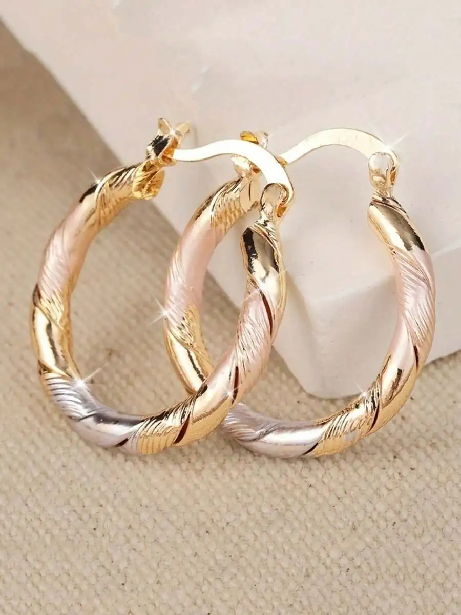 Dual-Tone Twisted Gold Plated Hoop Earrings For Women, Bohemian Vintage Design, Everyday Wear & Gift Jewelry All Seasons
Dual-Tone Twisted Gold Plated Hoop Earrings For Women, Bohemian Vintage Design, Everyday Wear & Gift Jewelry All Seasons