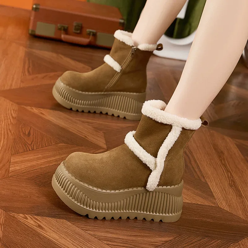 Thick-soled Snow Boots Women Winter New Midtube Plus Fleece Non-slip Warm Cotton Boots All Match Inside Elevating Women's Shoes
Thick-soled Snow Boots Women Winter New Midtube Plus Fleece Non-slip Warm Cotton Boots All Match Inside Elevating Women's Shoes